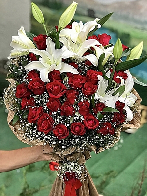 Casablanca & 21 Kırmızı Gül
